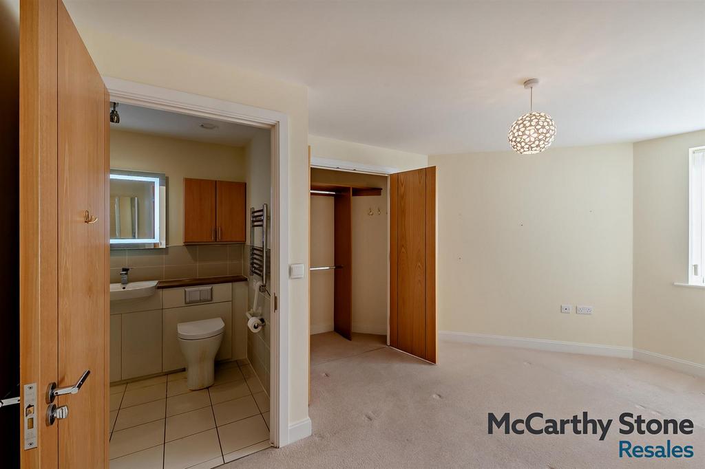 8681637-interior13-800.jpg