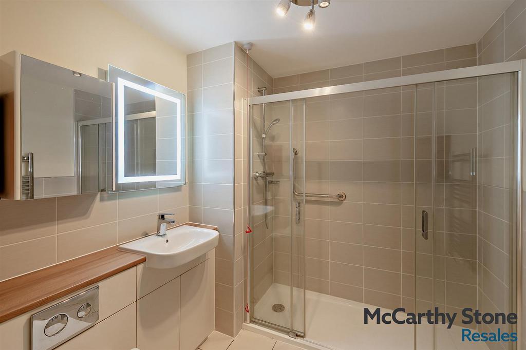 8681637-interior10-800.jpg