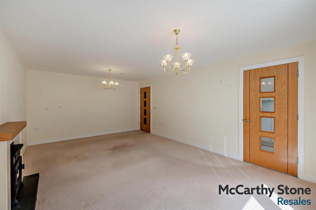 8681637-interior05-800.jpg