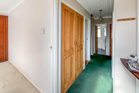 undefined, Mabe Burnthouse