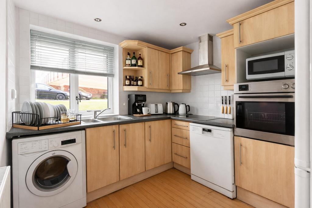 Kitchen .png