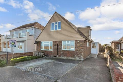3 bedroom chalet for sale, Coast Drive, Lydd-On-Sea TN29
