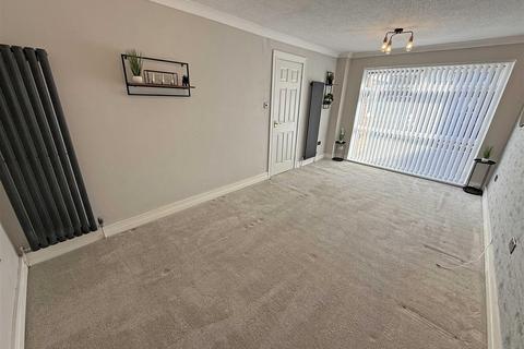 3 bedroom terraced house for sale, Bellshill Close, Wallsend