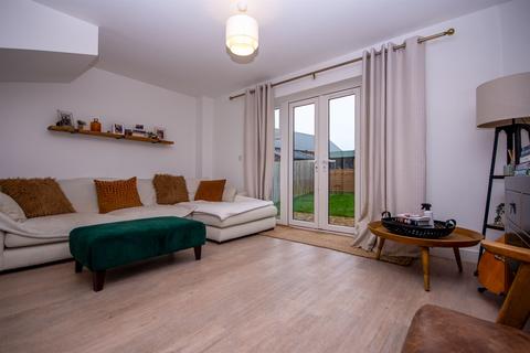 2 bedroom semi-detached house for sale, Northdale Common, Raunds, Wellingborough