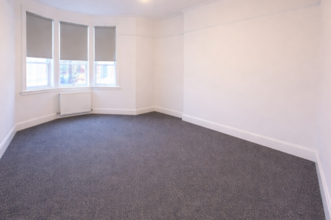 Studio to rent, Streatham Place, Streatham Place, SW2 4PY