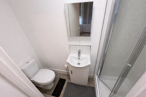 Studio to rent, Streatham Place, Streatham Place, SW2 4PY