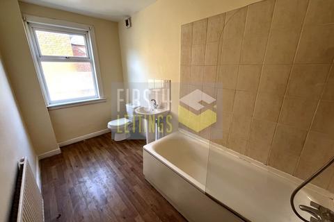 2 bedroom terraced house to rent, Western Road, Leicester LE3