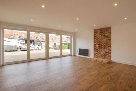 3 bedroom property to rent, Fen End Farm, High Street, St. Neots PE19