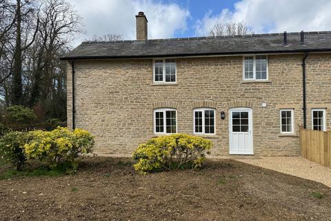 undefined, Meysey Hampton, Cirencester, GL7