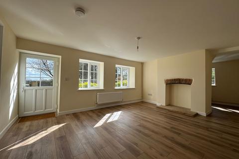 undefined, Meysey Hampton, Cirencester, GL7