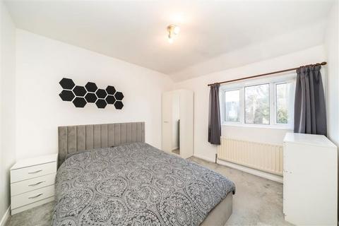 undefined, Restons Crescent, London SE9