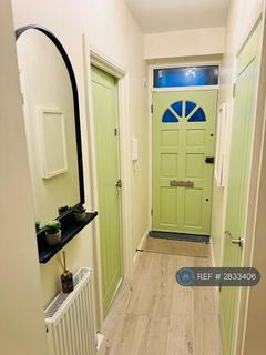 2 bedroom flat to rent, Cameron House, London, SE5