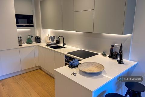 1 bedroom flat to rent, Hive House, London, TW8