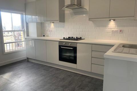 2 bedroom apartment to rent, Mannering Road, Liverpool, L17