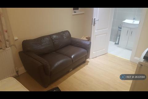 undefined, Chatsworth Crescent, Hounslow, TW3