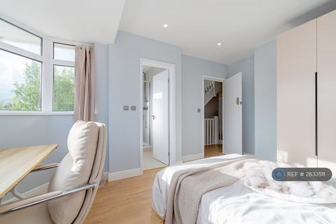 undefined, Herne Hill Road, London, SE24