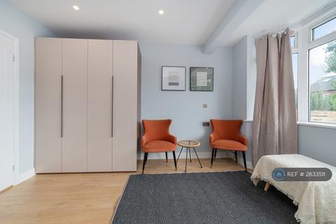 undefined, Herne Hill Road, London, SE24