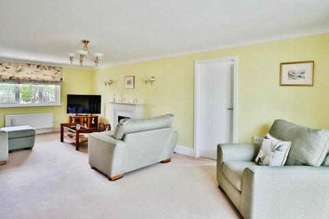 3 bedroom detached bungalow for sale, The Bowling Green, Truro TR2