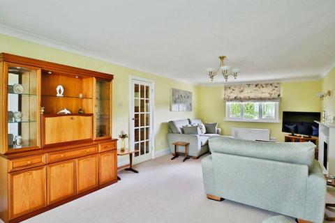 3 bedroom detached bungalow for sale, The Bowling Green, Truro TR2