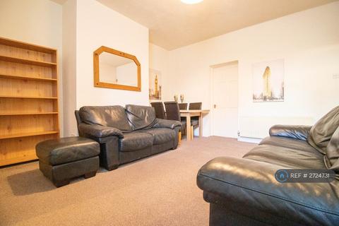 2 bedroom flat to rent, Wingrove Avenue, Newcastle Upon Tyne, NE4