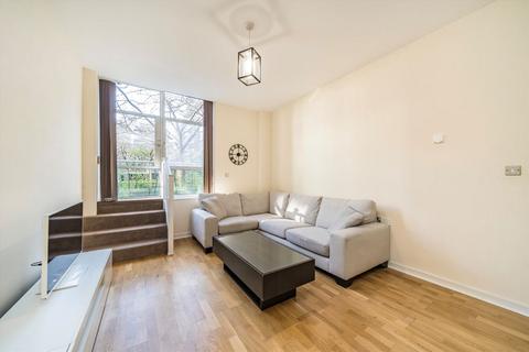 1 bedroom flat to rent, Great West Road, Brentford TW8