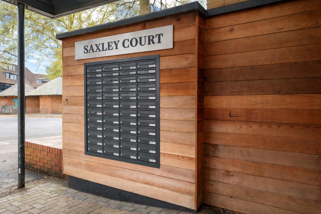 Post boxes.png