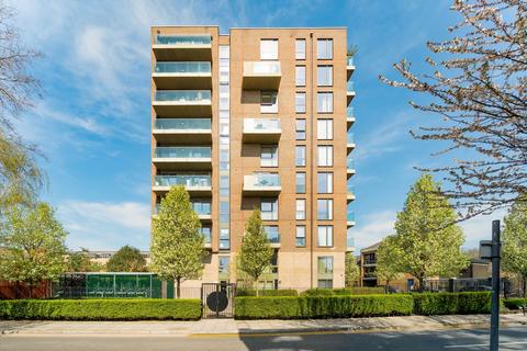 undefined, Ben Jonson Road, London E1