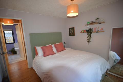 2 bedroom detached house for sale, Thames Street, Hampton TW12