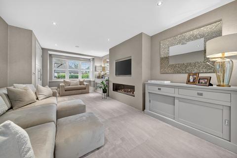 undefined, Parkway, Gidea Park