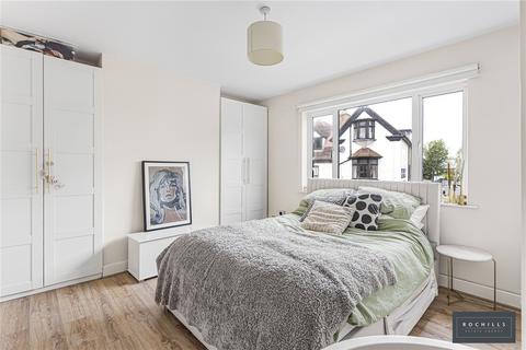 2 bedroom apartment to rent, Church Street, Walton-on-Thames, Surrey, KT12