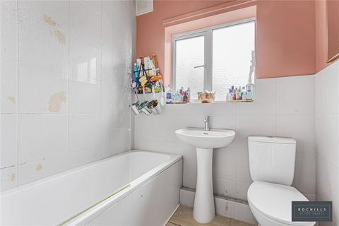 2 bedroom apartment to rent, Church Street, Walton-on-Thames, Surrey, KT12