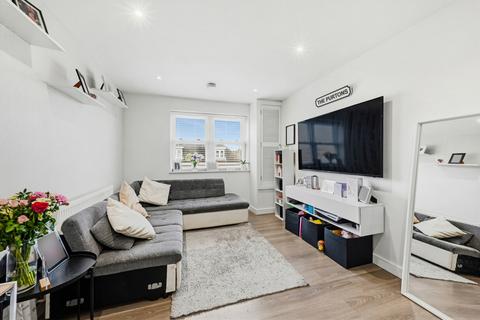 undefined, London Road, Sutton SM3