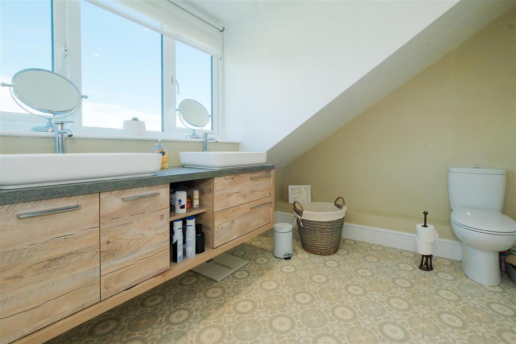 Parry Tor Villa Photos-73.jpg