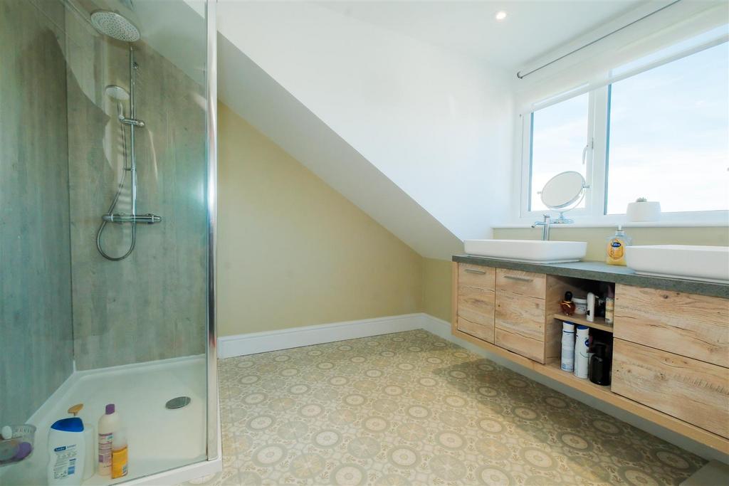 Parry Tor Villa Photos-72.jpg