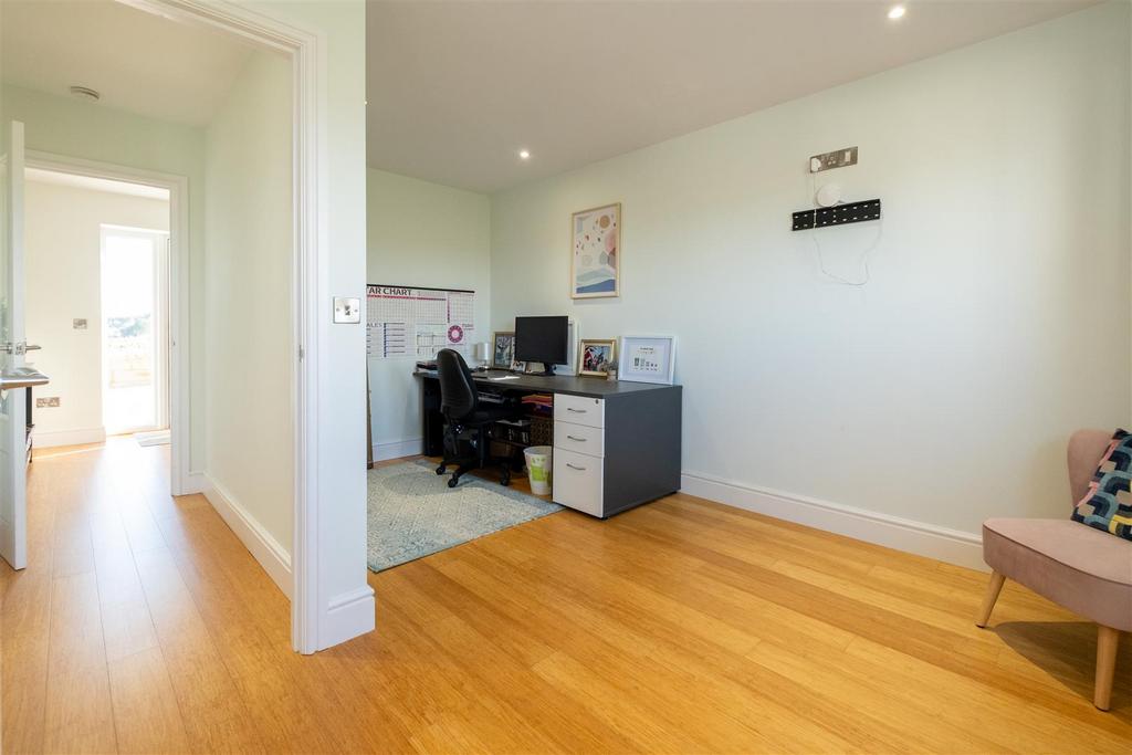 Parry Tor Villa Photos-23.jpg