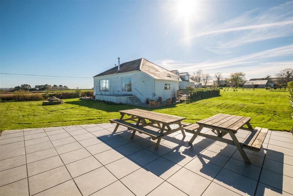 Parry Tor Villa Photos-7.jpg