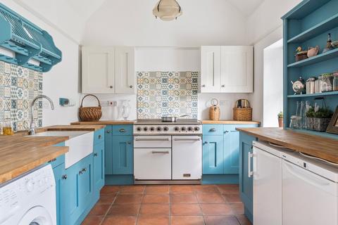 2 bedroom end of terrace house for sale, Kenton, Devon