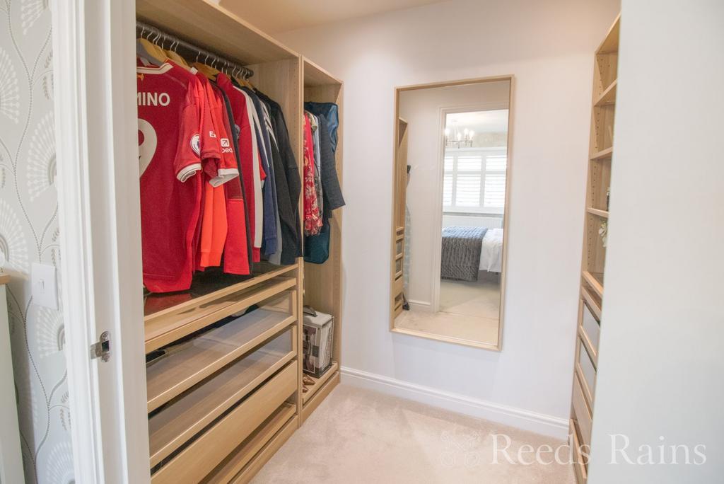 Walk In Wardrobe