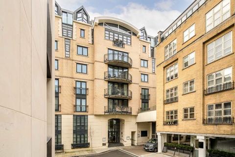 2 bedroom flat to rent, Kensington Gardens Square, London W2