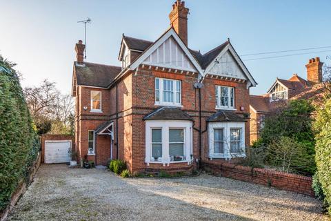 undefined, Town Centre,  Berkshire,  RG30