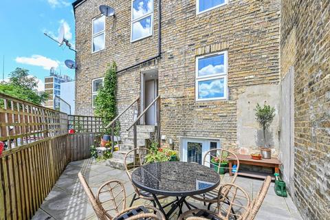 Belfast Road, Stoke Newington, London, N16