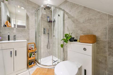 4 bedroom terraced house for sale, Belfast Road, Stoke Newington, London, N16