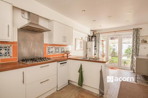 3 bedroom terraced house to rent, Knowles Hill Crescent London, SE13
