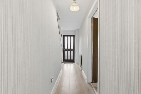 3 bedroom end of terrace house for sale, Aytoun Drive, Erskine, PA8