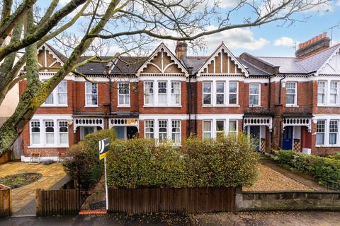 Weir Road, London SW12