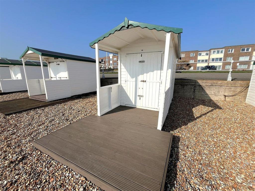 Beach Hut 44 - Exterior3.jpg