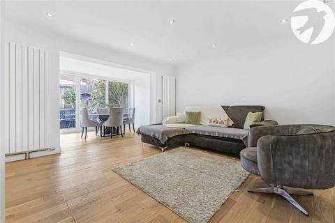 2 bedroom bungalow for sale, Chartwell Close, Rochester, Kent, ME2