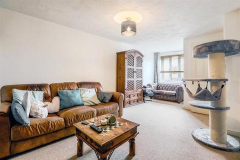 5 bedroom semi-detached house for sale, Roebuck Close, Royal Wootton Bassett