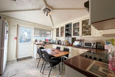 undefined, St. Clement Close, Uxbridge, UB8