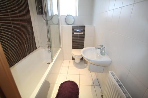 undefined, London Road, Glasgow, G1